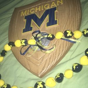 university of michigan plaque + necklace